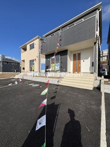 【外観】 | 開放感のある立地に全６棟の新築分譲住宅が誕生しました！
住宅性能評価を取得した高性能なお住まいです。