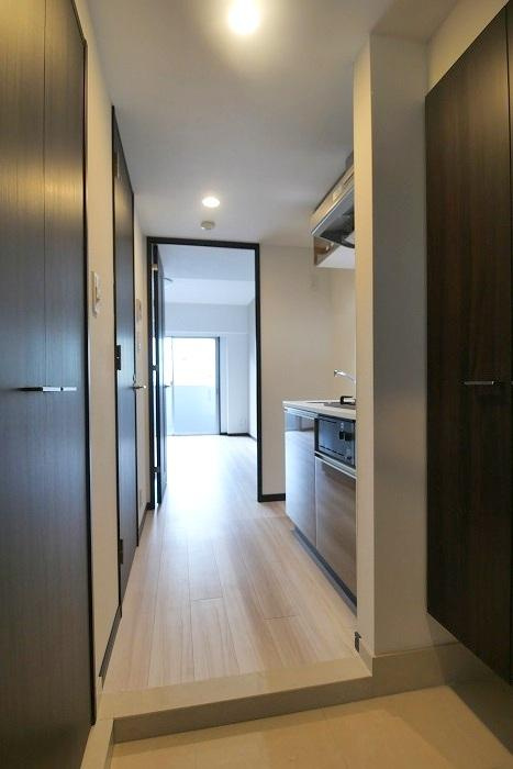 GENOVIA 田町 skygardenの玄関