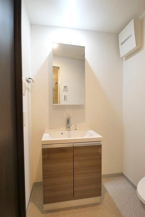 GENOVIA 田町 skygardenの独立洗面台