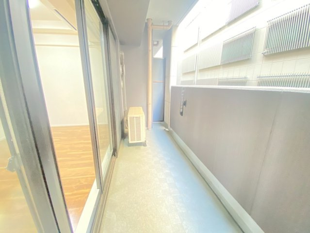 ザ・京都レジデンス四条河原町のバルコニー|現地12月撮影