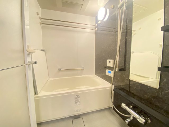 ザ・京都レジデンス四条河原町の浴室|現地12月撮影