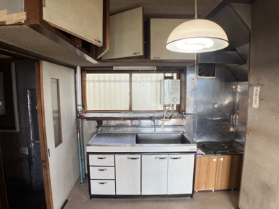 【キッチン】 | 米町4丁目6-10，14，16売家