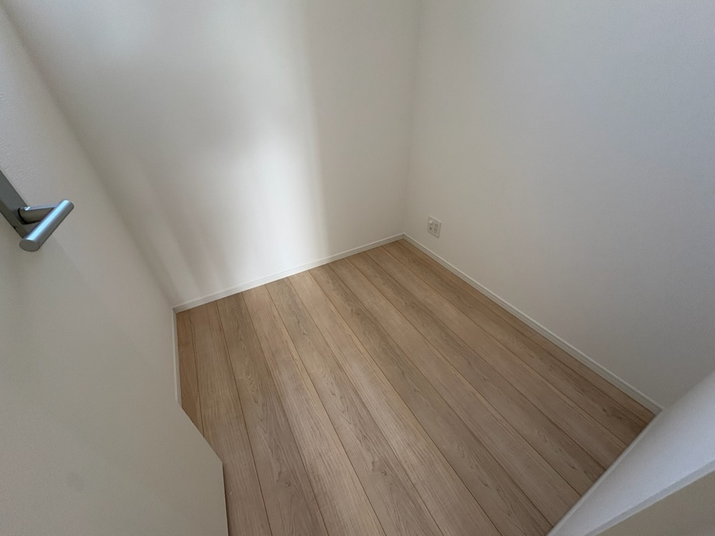 クレイドルガーデン和歌山市布施屋　新築戸建の洋室