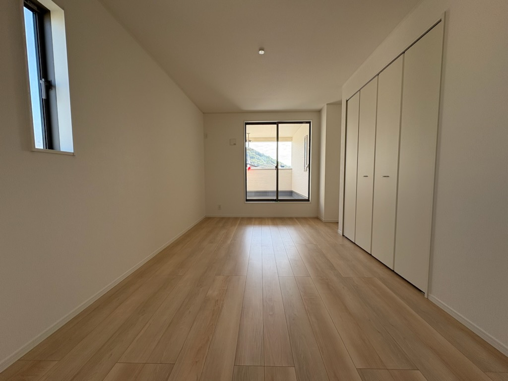 クレイドルガーデン和歌山市布施屋　新築戸建の洋室