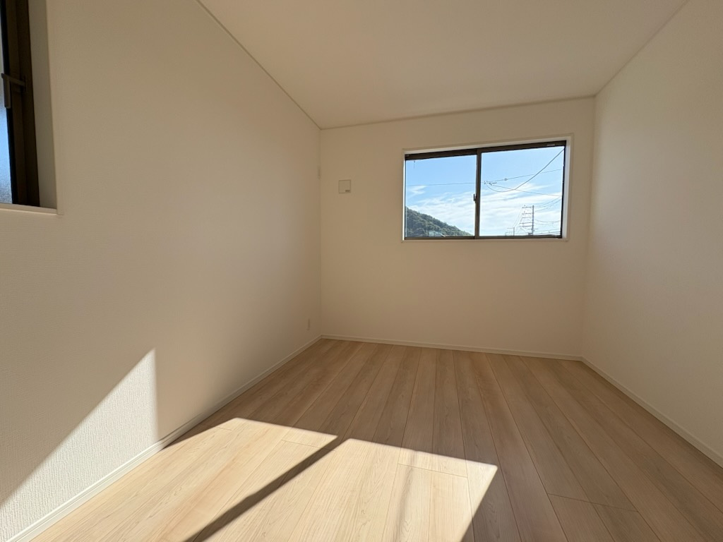 クレイドルガーデン和歌山市布施屋　新築戸建の洋室