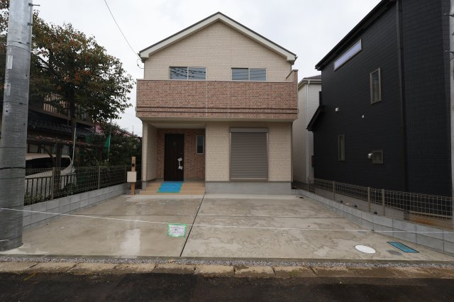 《仲介手数料無料》岩槻区西原2-60(A号棟第1)新築一戸建てハートフルタウンの外観|撮影日 2025年10月31日 14:40 雨