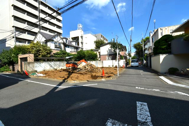 桜川2丁目・新築戸建て・A号棟の前面道路含む現地写真
