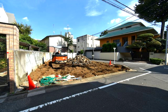 桜川2丁目・新築戸建て・A号棟の前面道路含む現地写真