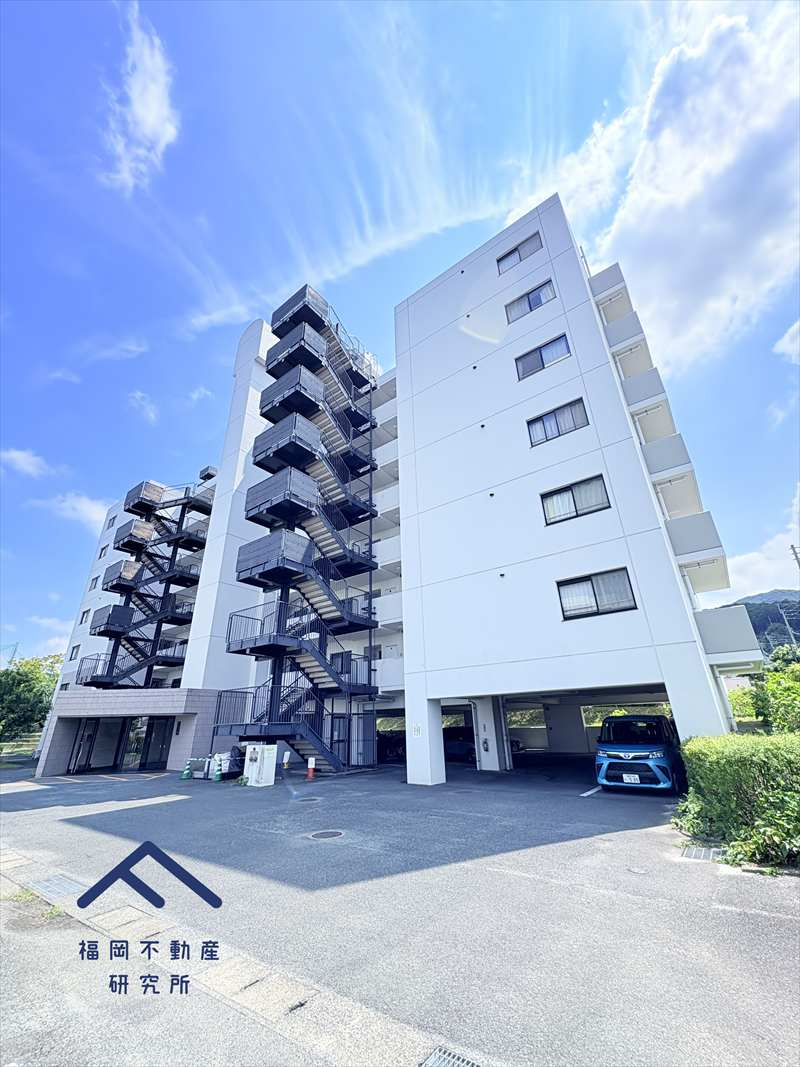 デュオ柏原10の外観