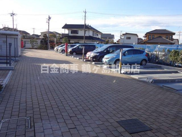エコヴィレッジ坂戸の駐車場