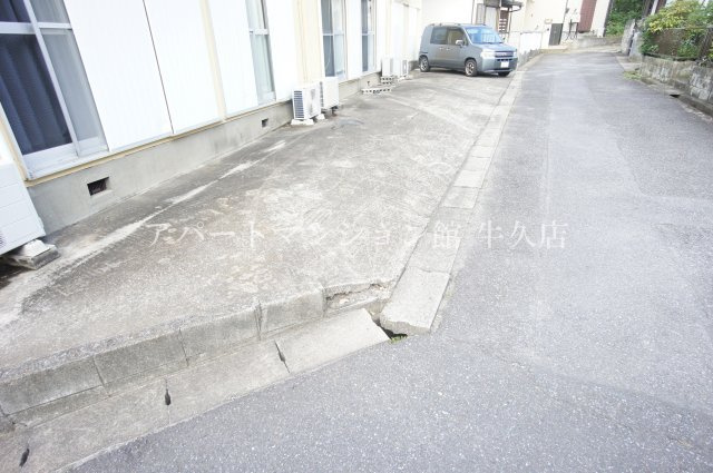 M-Flat(エムフラット）の駐車場