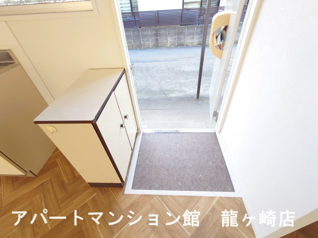 M-Flat(エムフラット）の玄関