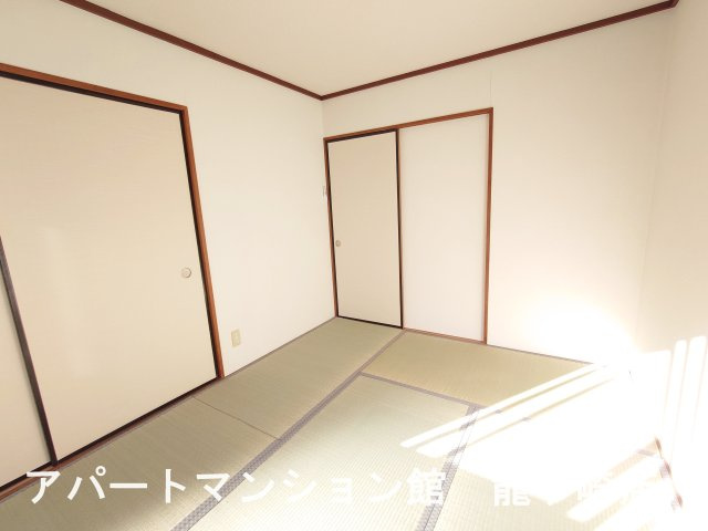 M-Flat(エムフラット）の寝室