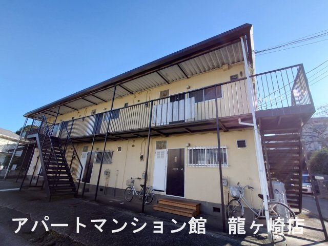 M-Flat(エムフラット）のエントランス