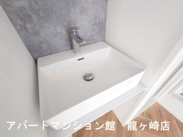 M-Flat(エムフラット）の独立洗面台