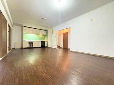 【居間・リビング】 | 高塚苑