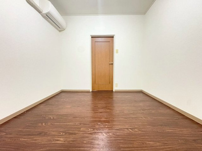 【寝室】 | 高塚苑