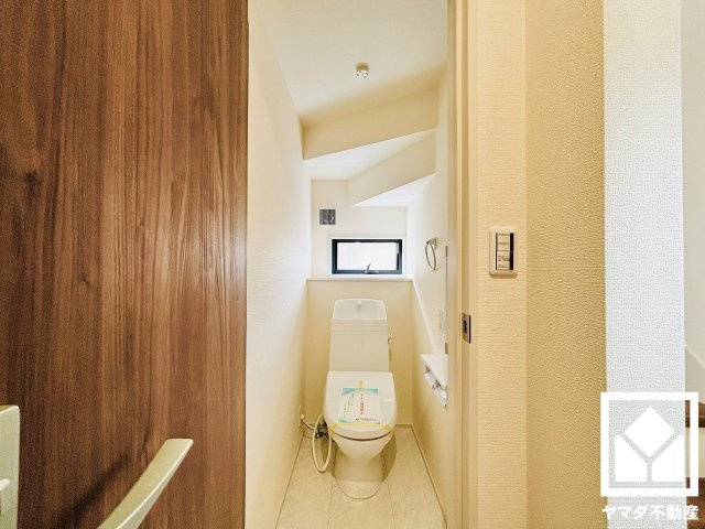 草津市橋岡町　3期　2号棟のトイレ