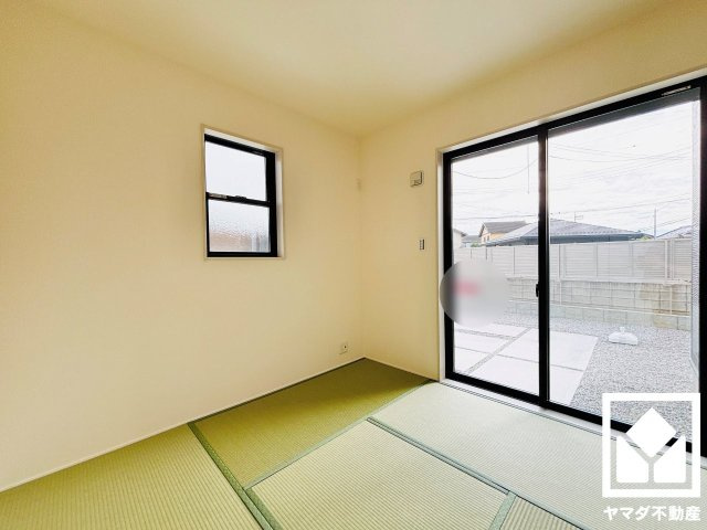 草津市橋岡町　3期　2号棟の和室
