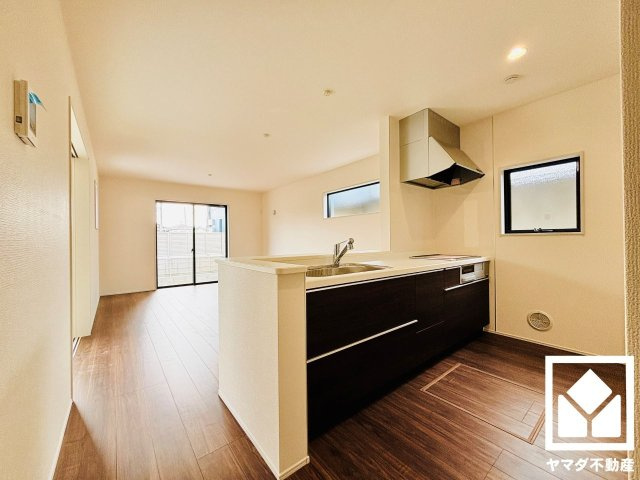 草津市橋岡町　3期　2号棟のキッチン