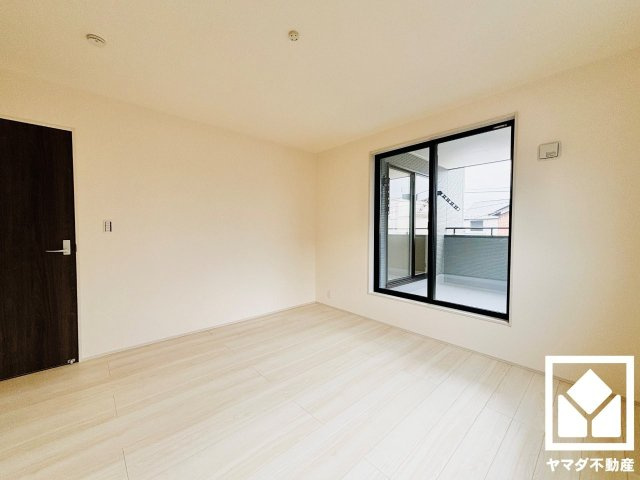 草津市橋岡町　3期　1号棟の子供部屋