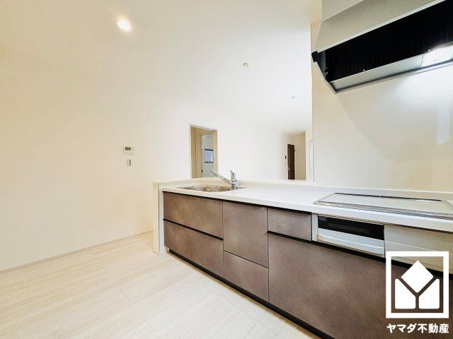 草津市橋岡町　3期　1号棟のキッチン