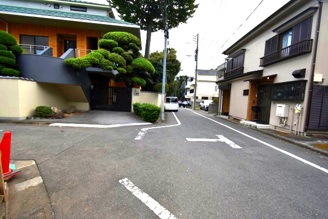 桜川2丁目・新築戸建て・B号棟の前面道路含む現地写真