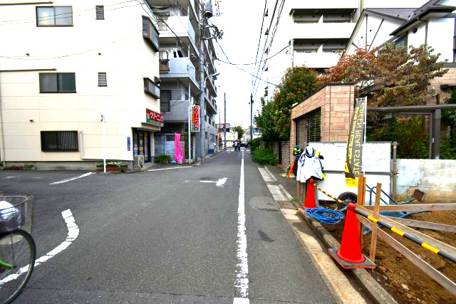 桜川2丁目・新築戸建て・B号棟の前面道路含む現地写真