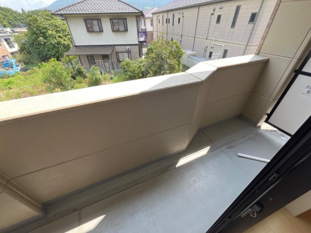 アリウスのその他|ベランダ