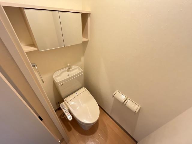 アリウスのトイレ|シャワー付トイレ