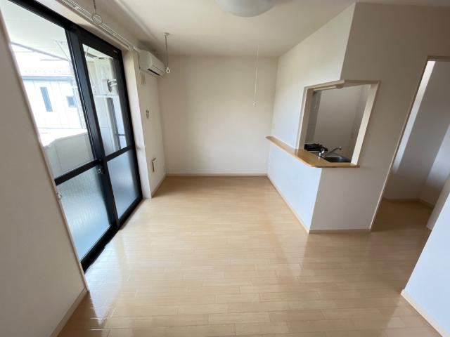 アリウスの居間・リビング|リビング