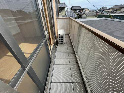 熊本市南区孫代町のアパートのバルコニー