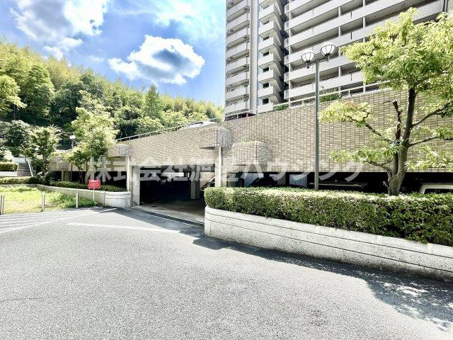 ジオ緑地公園3番館の駐車場