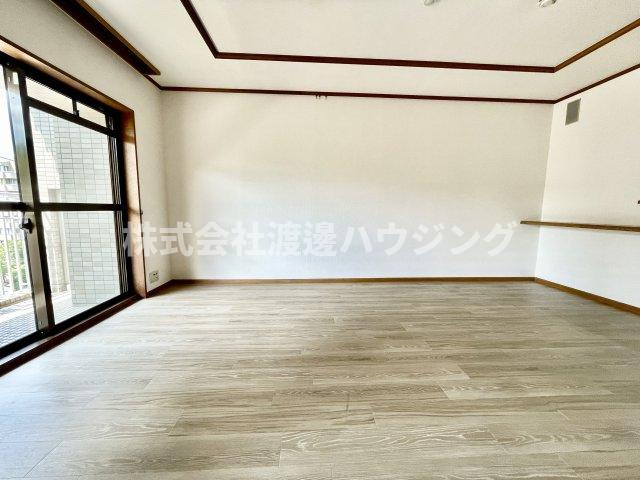 ジオ緑地公園3番館の居間・リビング