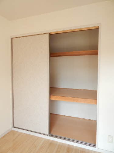 熊本市南区平成１丁目のアパートの収納