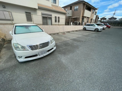 【駐車場】 | H・Tハイライズ