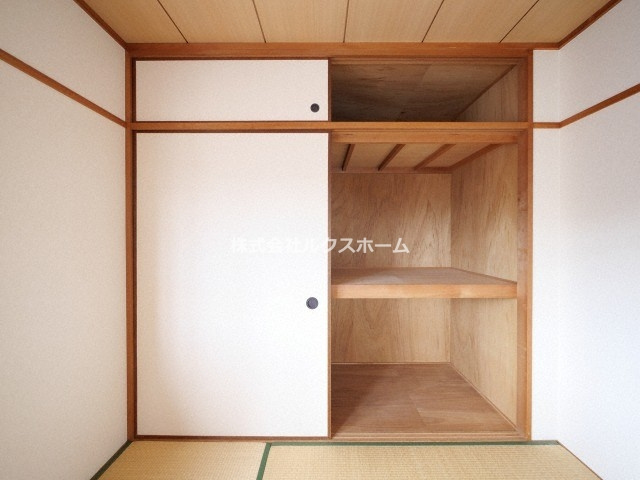 メゾン辻の収納|便利な収納スペースです
