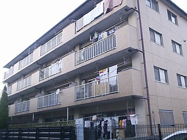 メゾンドール小島の外観