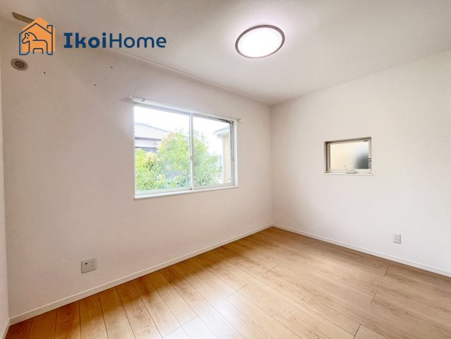 明石市小久保6丁目　中古戸建の寝室|【ホームページに現地動画掲載中】●年中無休：当日予約可●弊社独自の「自己資金0円プラン」もございます