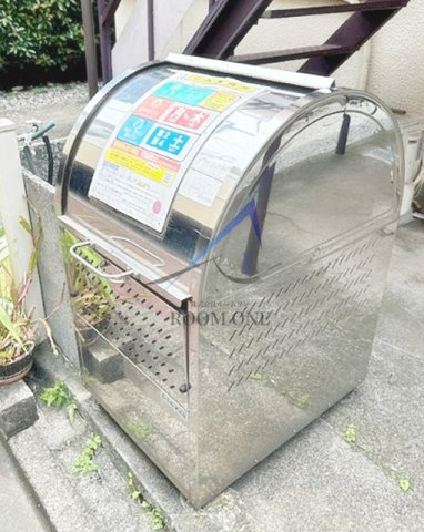 さゆり荘のその他共用部分|敷地内ゴミ置き場です。