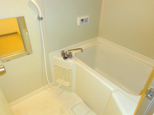 アームズ皆実の浴室