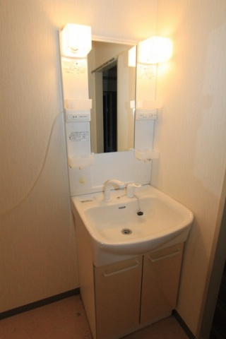 アームズ皆実の洗面所