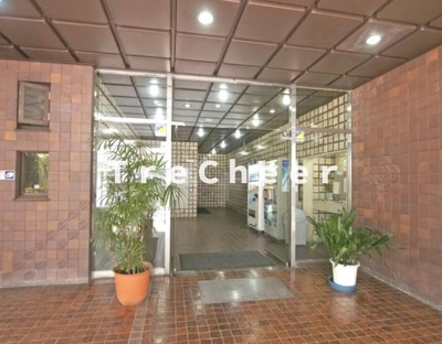【エントランス】 | 歌舞伎町ダイヤモンドパレス