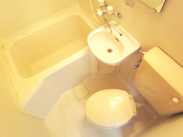 メゾンパシフィコの浴室