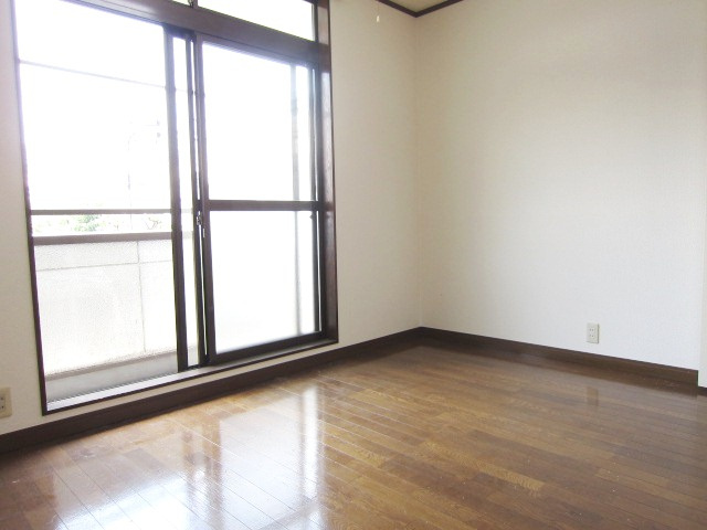 メゾンパシフィコの居間・リビング