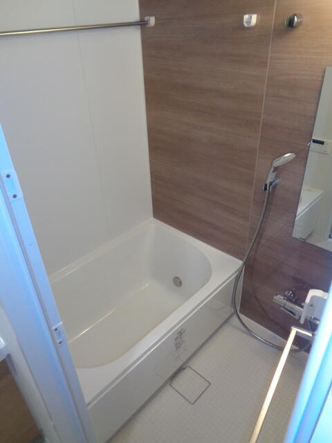 ケリア日吉の浴室