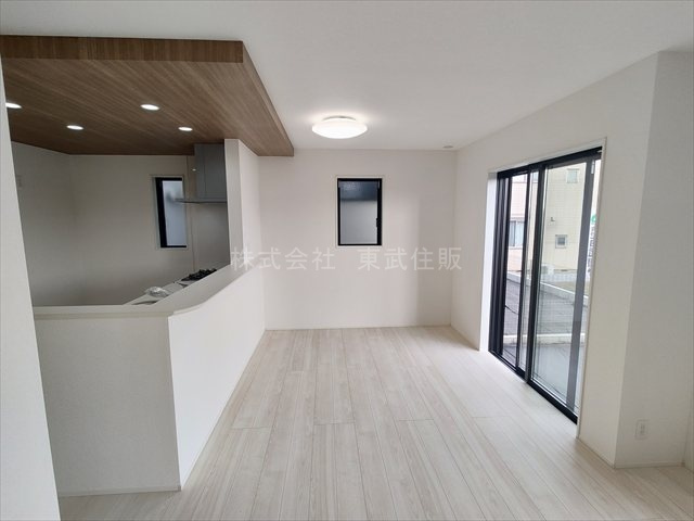 【ダイニング】 | 狭山市広瀬台10期　全2棟　1号棟 | 食卓を囲むダイニング