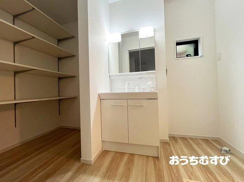 春日井市不二ガ丘1期(全1棟)の独立洗面台