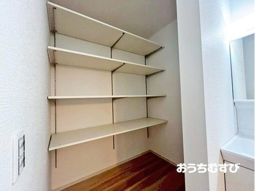 春日井市不二ガ丘1期(全1棟)の収納