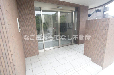 【エントランス】 | ディアコート笹塚